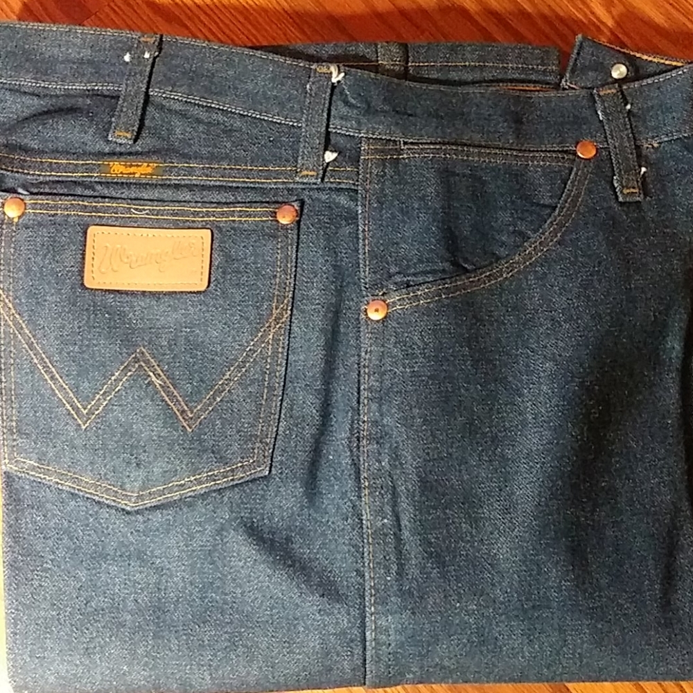 👖 Wrangler Jeans